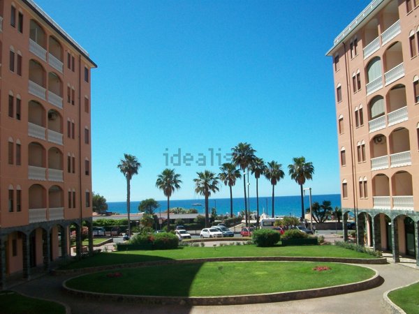 appartamento in affitto ad Andora