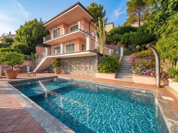 appartamento in affitto ad Andora