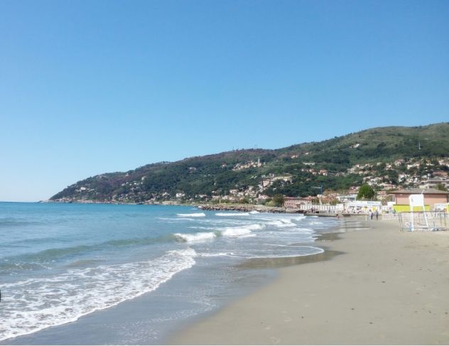 appartamento in affitto ad Andora