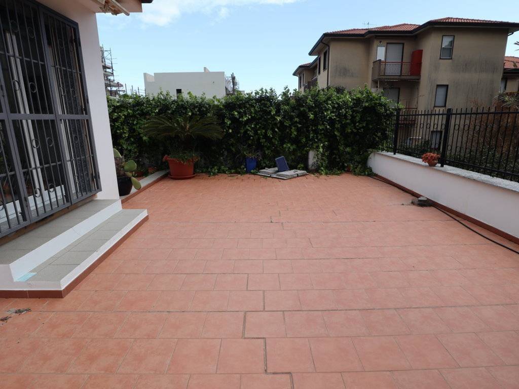 appartamento in affitto ad Andora