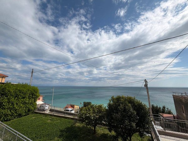 appartamento in affitto a Bergeggi