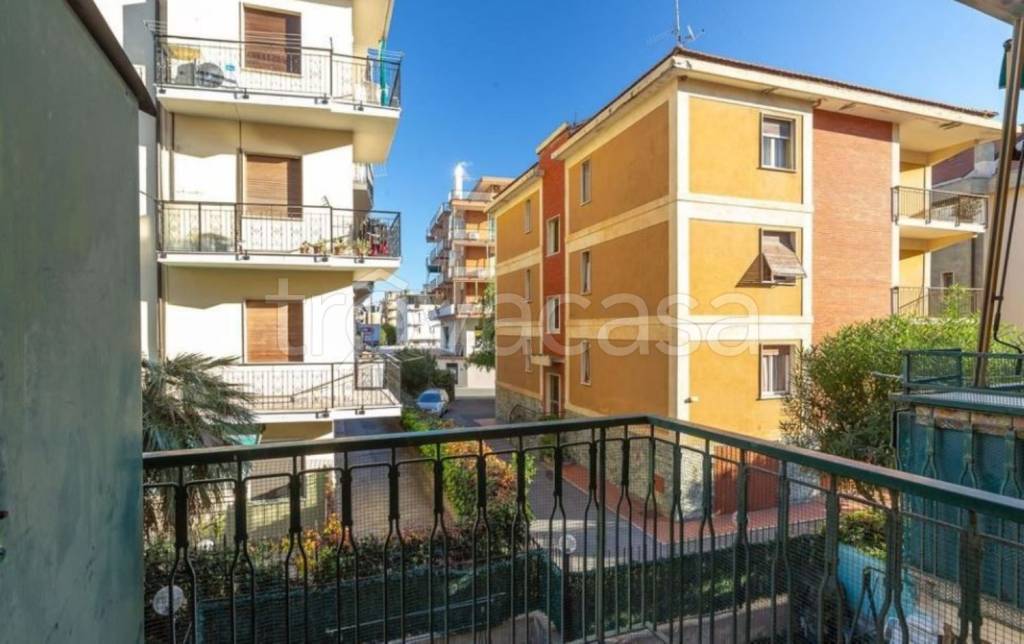appartamento in affitto a Borghetto Santo Spirito