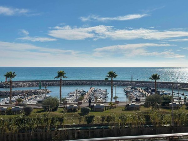 appartamento in affitto a Borghetto Santo Spirito