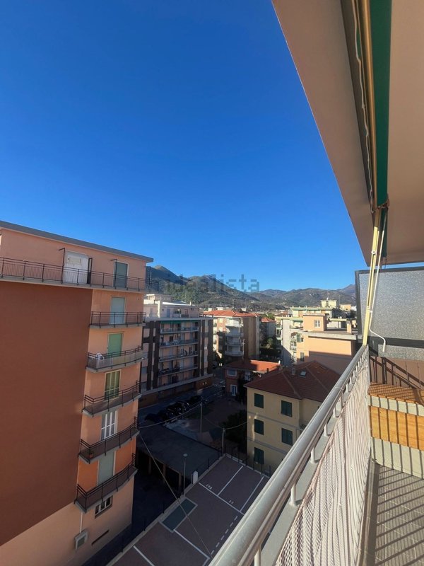 appartamento in affitto a Borghetto Santo Spirito