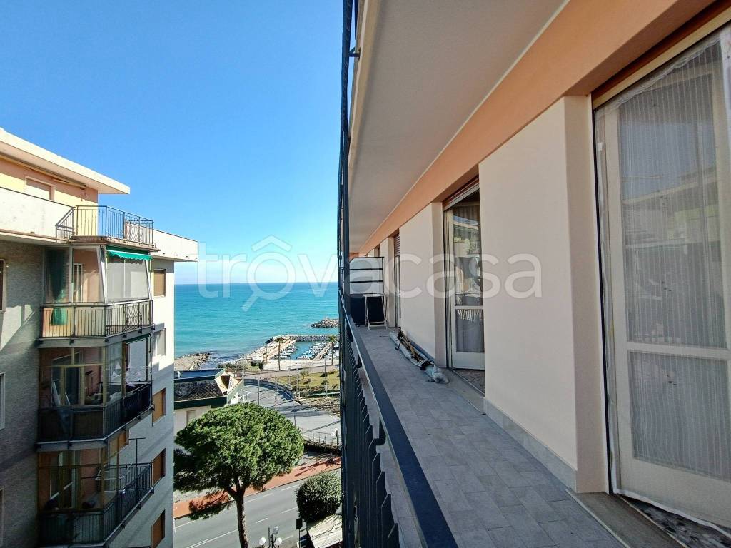 appartamento in affitto a Borghetto Santo Spirito