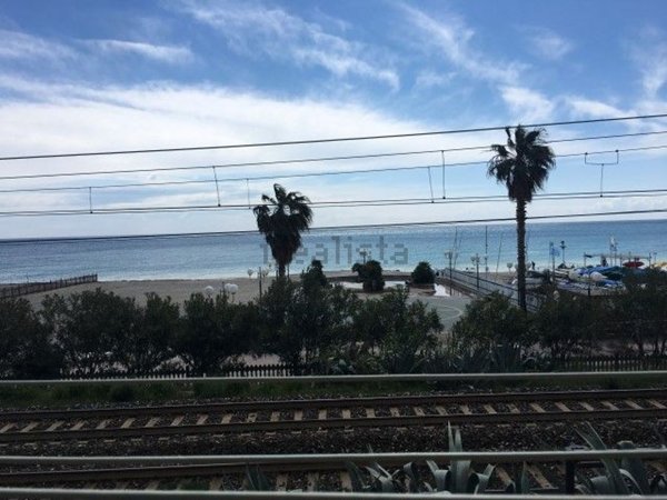 appartamento in affitto a Borghetto Santo Spirito