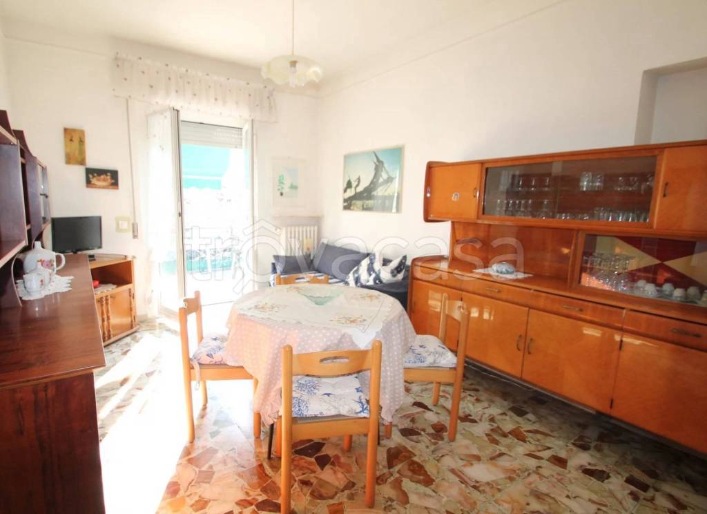 appartamento in affitto a Borghetto Santo Spirito
