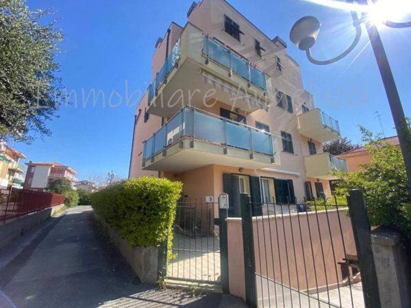 appartamento in affitto a Borghetto Santo Spirito
