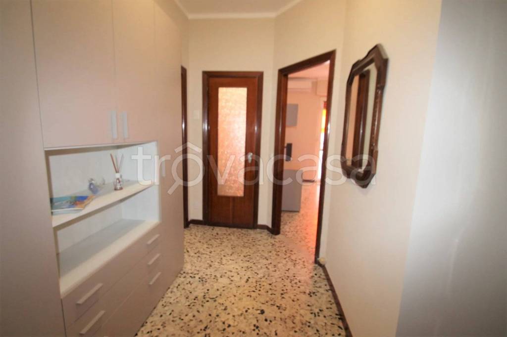 appartamento in affitto a Borghetto Santo Spirito