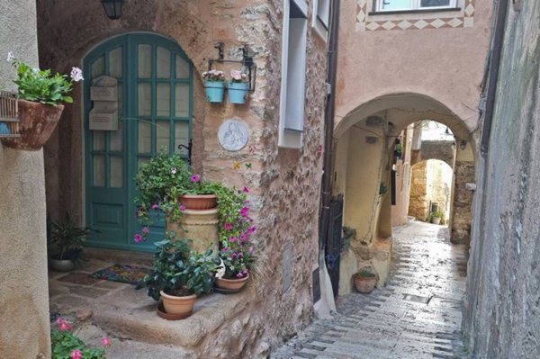 appartamento in affitto a Borgio Verezzi in zona Verezzi