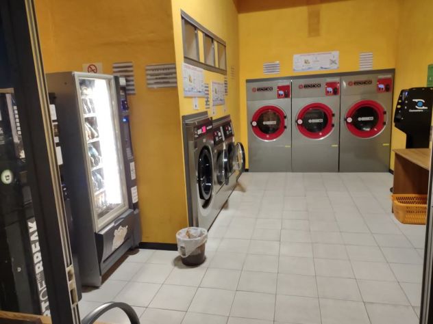 negozio in affitto a Cairo Montenotte
