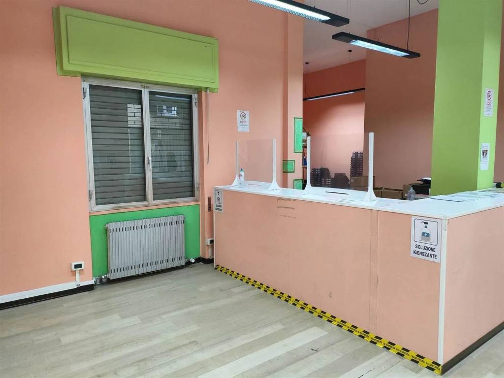 negozio in affitto a Cairo Montenotte