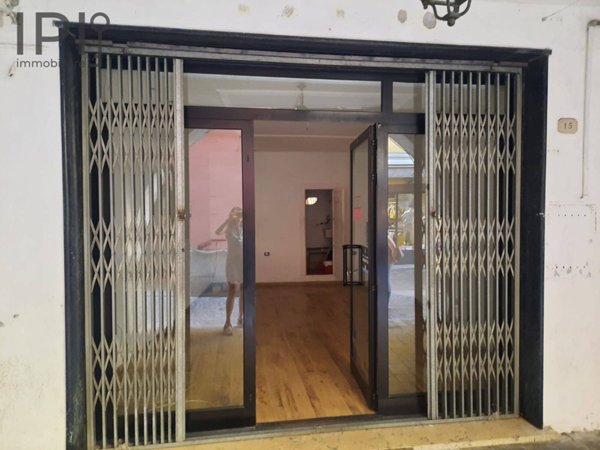 negozio in affitto a Cairo Montenotte