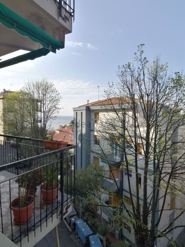 appartamento in affitto a Celle Ligure