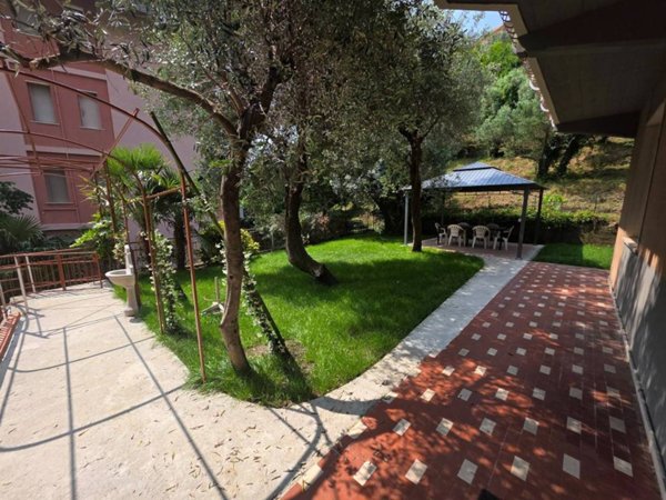 appartamento in affitto a Celle Ligure in zona Pecorile