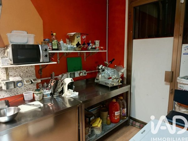 negozio in affitto a Ceriale