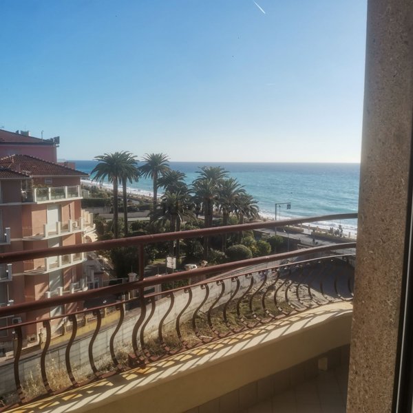 appartamento in affitto a Finale Ligure