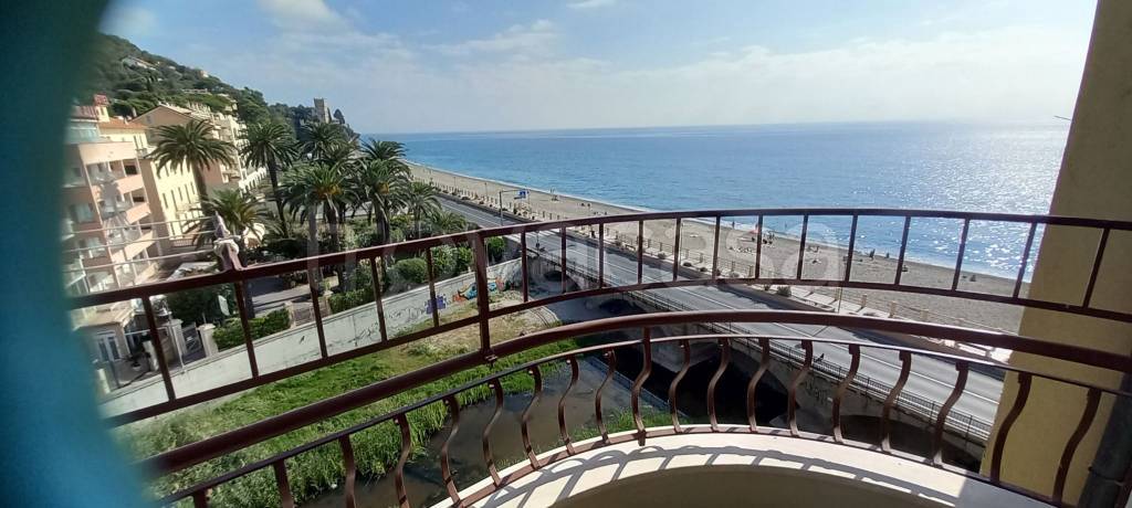 appartamento in affitto a Finale Ligure