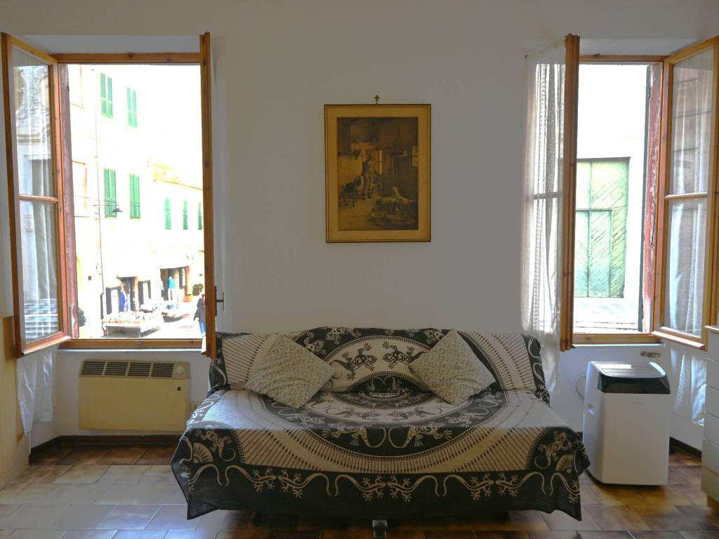 appartamento in affitto a Finale Ligure