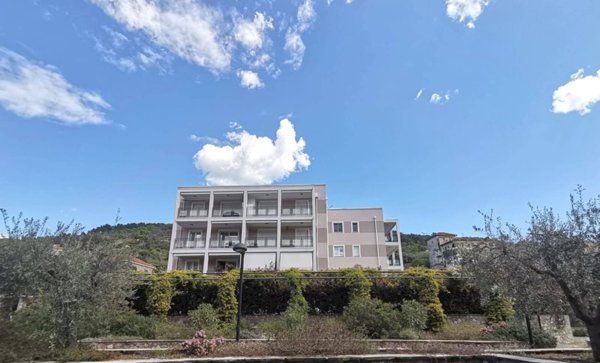 appartamento in affitto a Finale Ligure