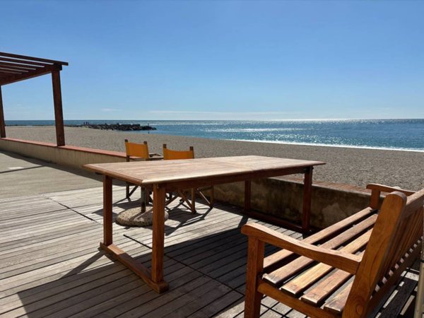 casa indipendente in affitto a Finale Ligure in zona Varigotti