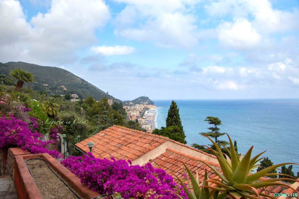 casa indipendente in affitto a Finale Ligure in zona Varigotti