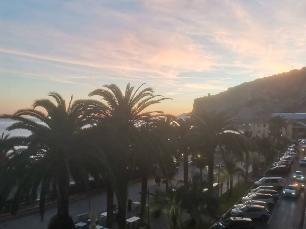 appartamento in affitto a Finale Ligure