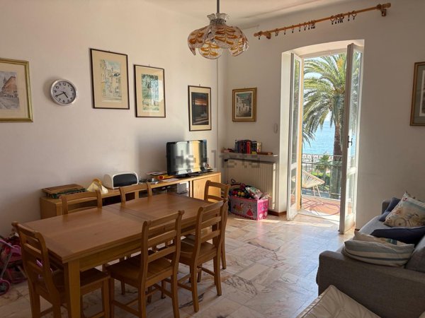 appartamento in affitto a Finale Ligure