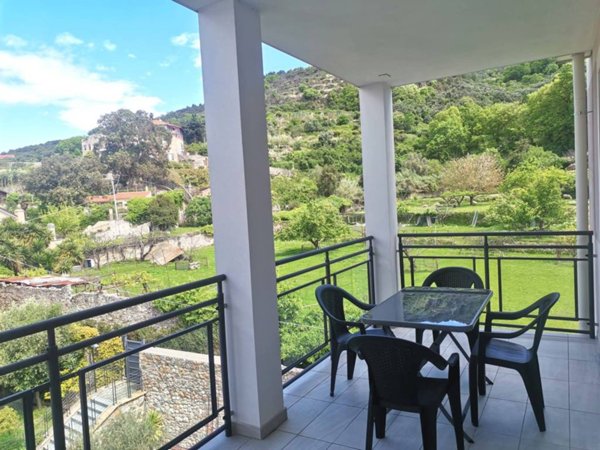 appartamento in affitto a Finale Ligure
