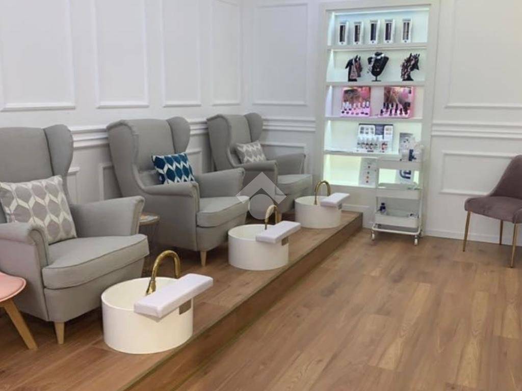 multivano in affitto a Finale Ligure