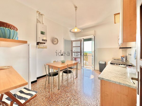 appartamento in affitto a Finale Ligure in zona Varigotti