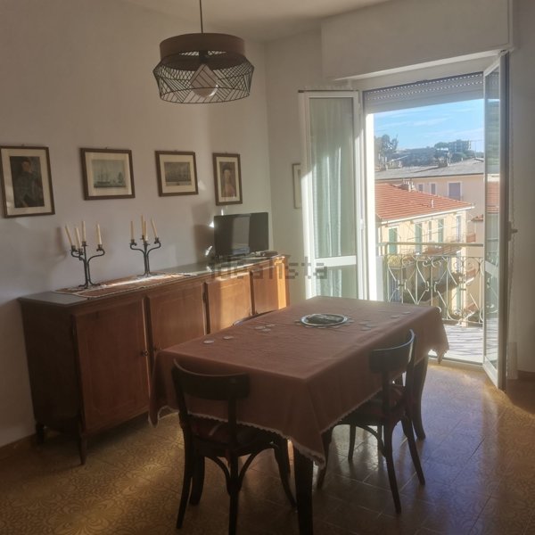 appartamento in affitto a Finale Ligure