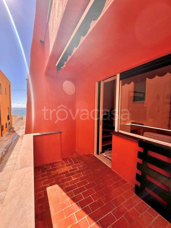 appartamento in affitto a Finale Ligure in zona Varigotti