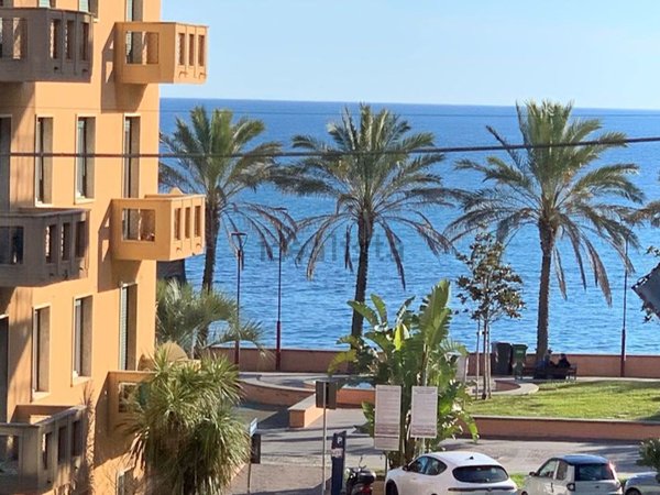 appartamento in affitto a Finale Ligure