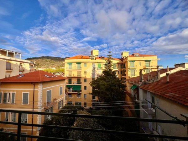 appartamento in affitto a Finale Ligure