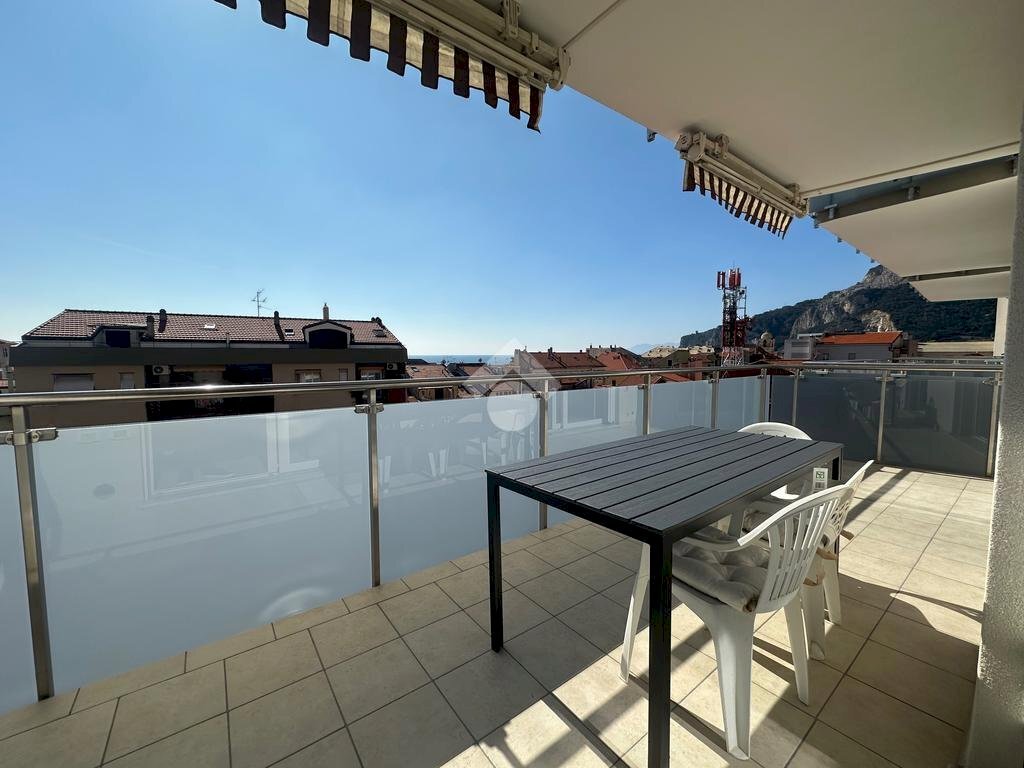 appartamento in affitto a Finale Ligure