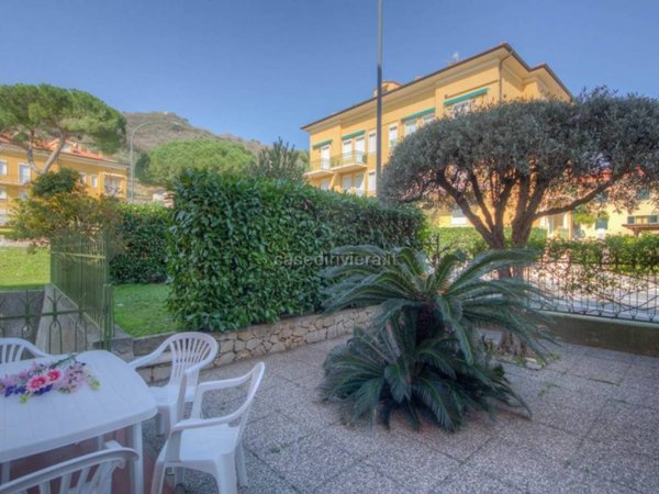 appartamento in affitto a Finale Ligure