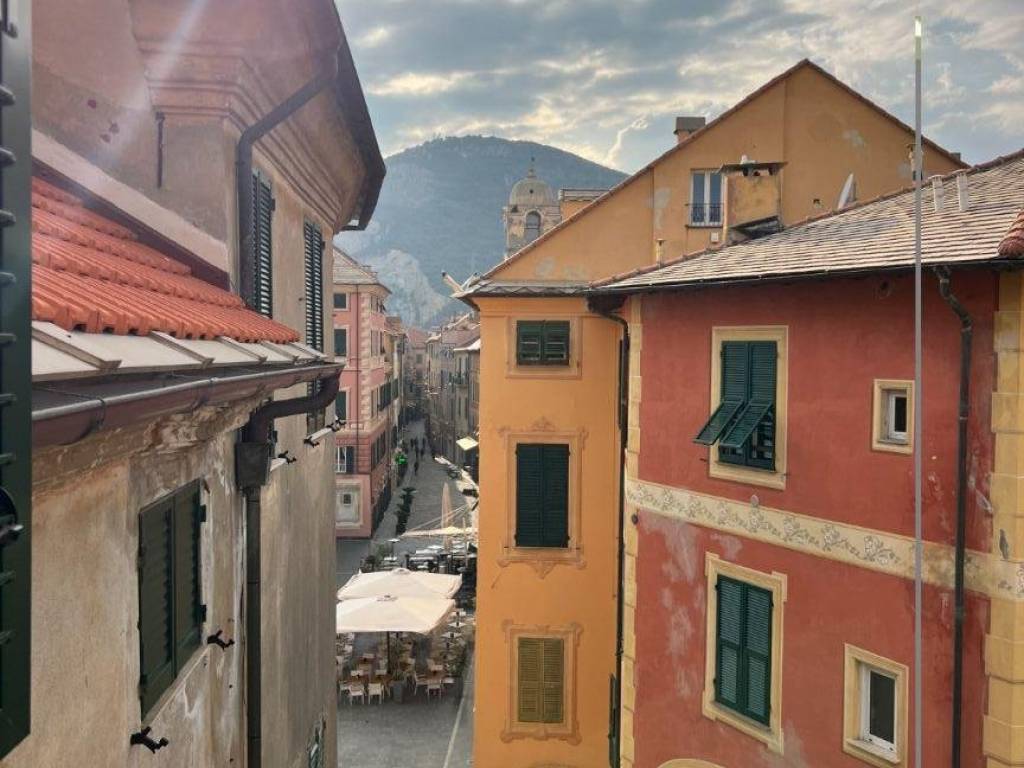 appartamento in affitto a Finale Ligure