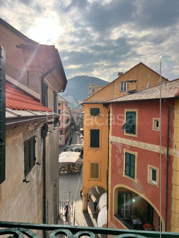 appartamento in affitto a Finale Ligure
