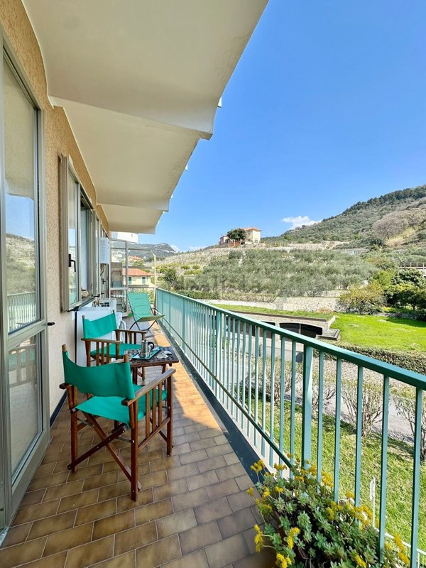 appartamento in affitto a Finale Ligure