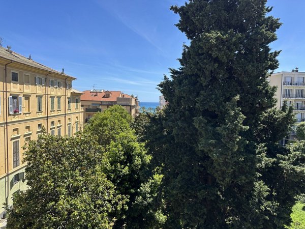 appartamento in affitto a Finale Ligure