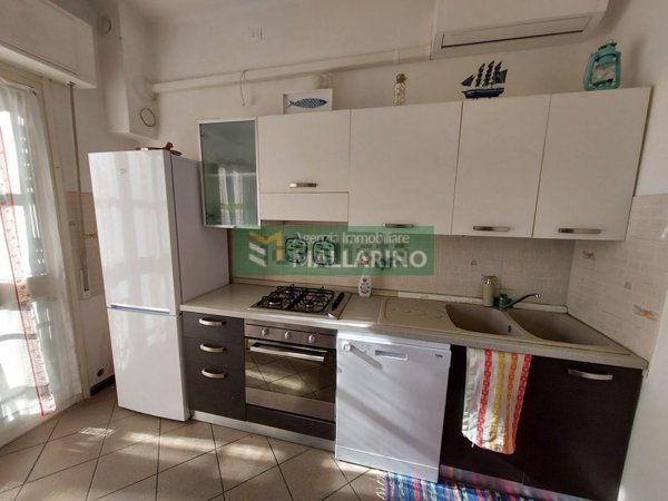 appartamento in affitto a Finale Ligure in zona Varigotti