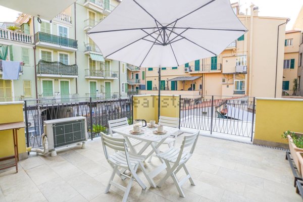 appartamento in affitto a Finale Ligure