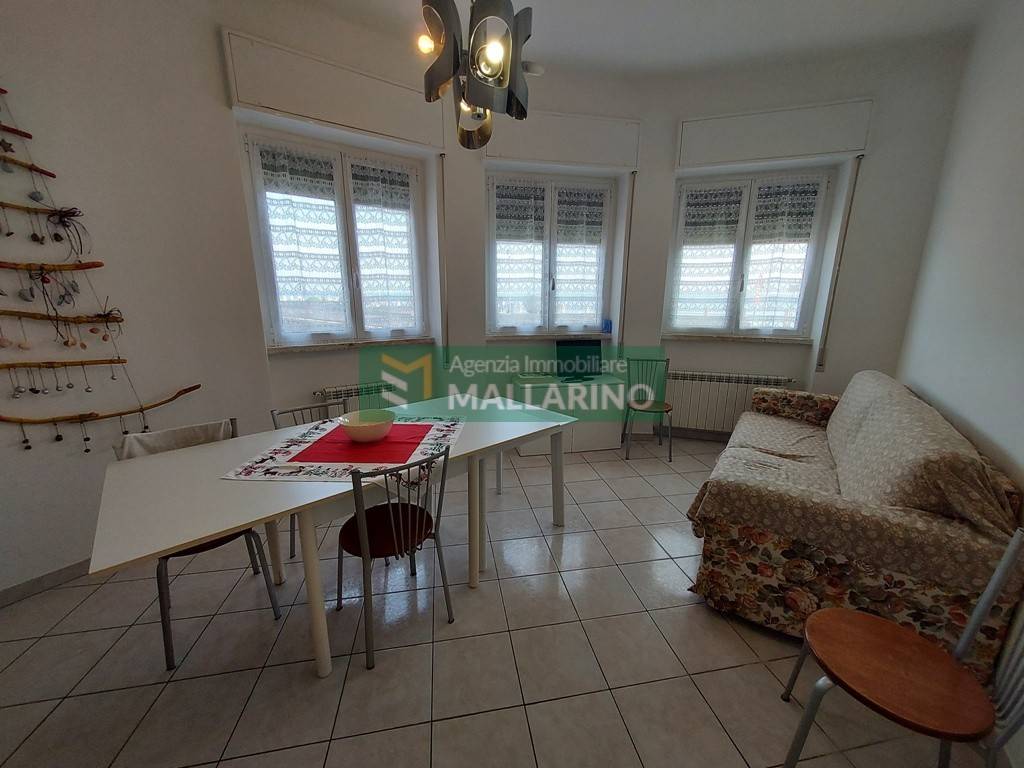 appartamento in affitto a Finale Ligure