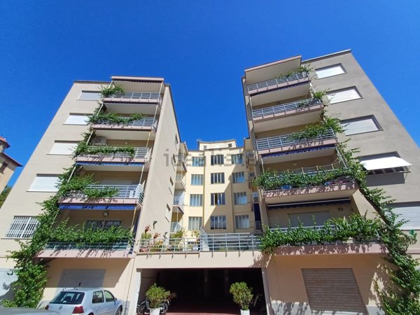 appartamento in affitto a Finale Ligure