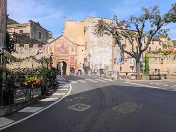appartamento in affitto a Finale Ligure
