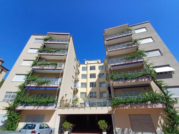 appartamento in affitto a Finale Ligure