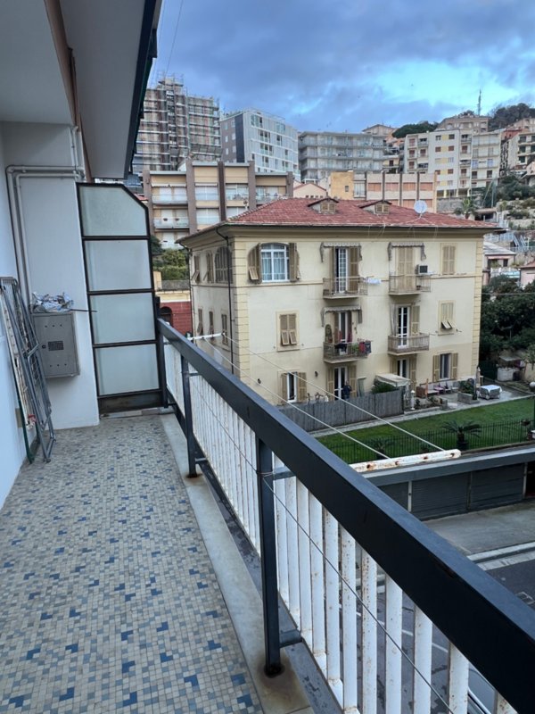 appartamento in affitto a Finale Ligure