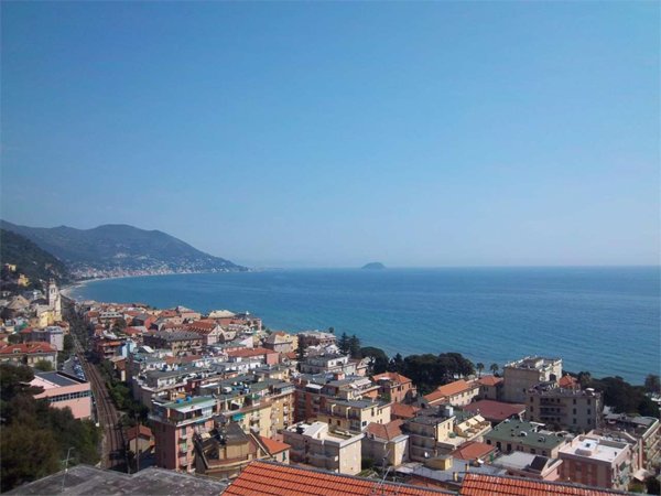 casa indipendente in affitto a Laigueglia