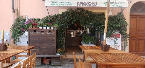 negozio in affitto a Laigueglia